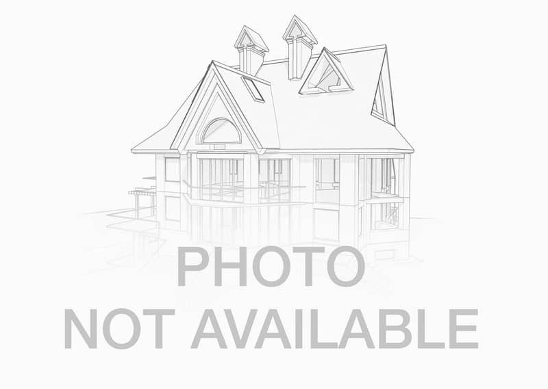 6810 SPRING CREEK Drive, Bettendorf, IA 52722